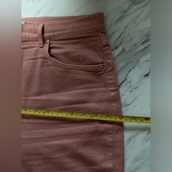 Loft High Waist Straight Crop Pink Denim Jeans Raw Hem Size 12/31 #1376 - Picture 8 of 10